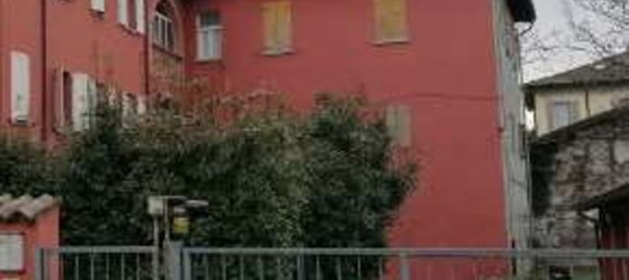 3 rooms Apartment in Parma, Italy No. 298859 10