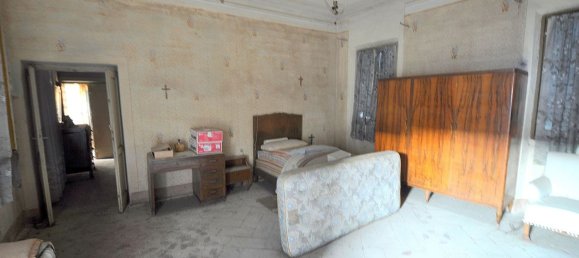 8 bedrooms House in Buscate, Italy No. 360177 8