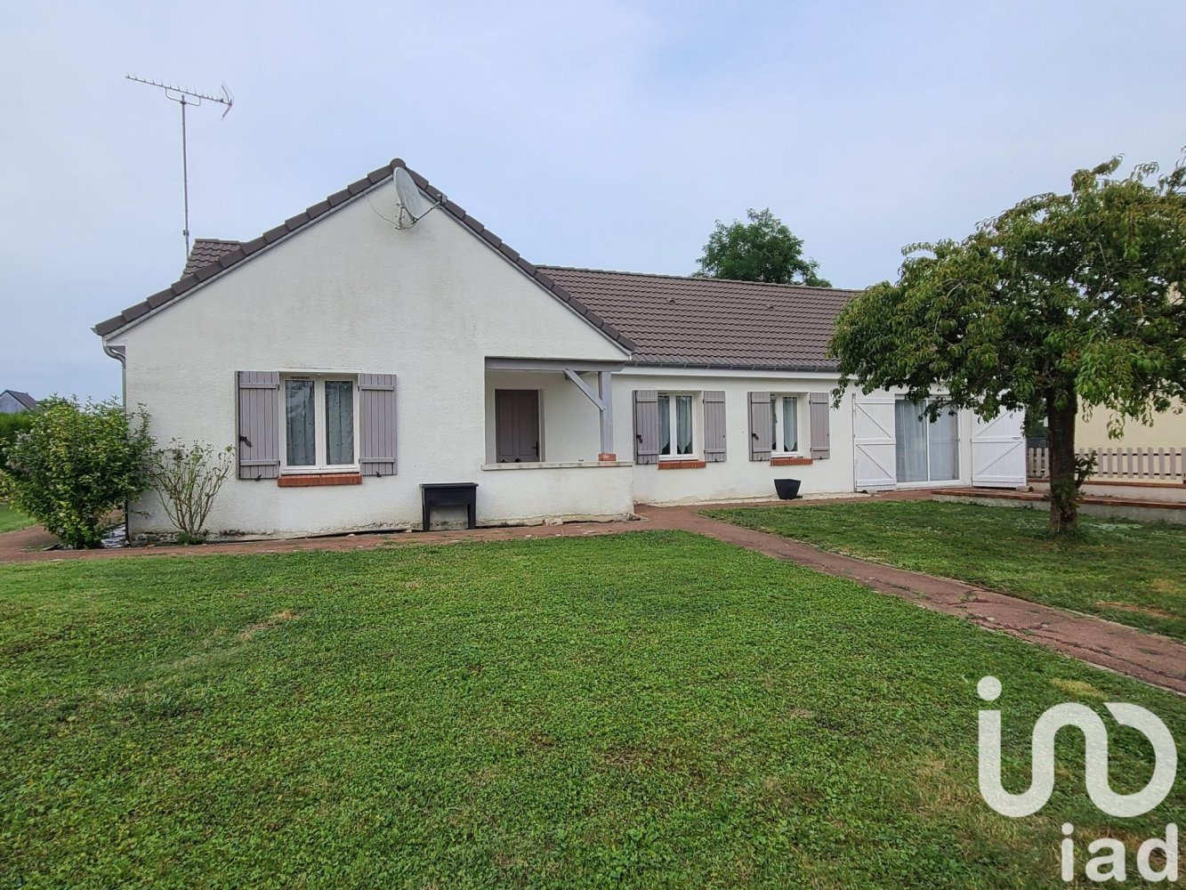 3 bedrooms House in Thimory, France No. 38491