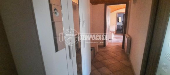 8 rooms House in Albiano d'Ivrea, Italy No. 141081 11