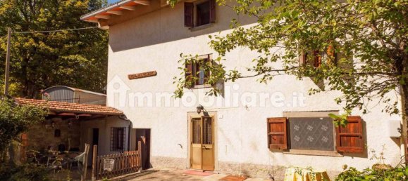 3 bedrooms House in Frassinoro, Italy No. 268259 4