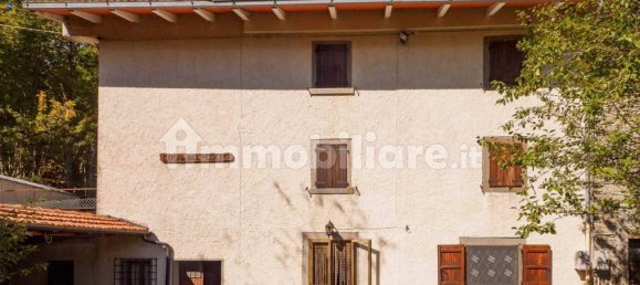 3 bedrooms House in Frassinoro, Italy No. 268259 5