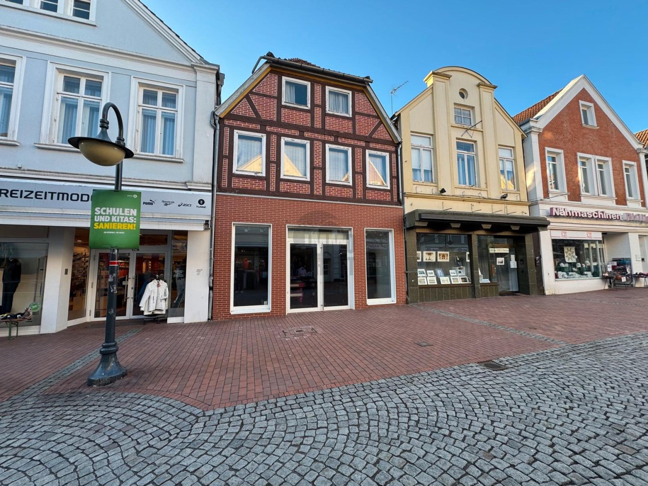 5 Schlafzimmer Gebäude in Verden, Germany, Nr. 135798