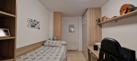 3 bedrooms Apartment in Girona, Spain No. 183093 2