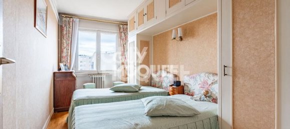2 bedrooms Apartment in Asnieres-sur-Seine, France No. 313154 6