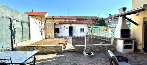 2 bedrooms House in Fagnano Olona, Italy No. 2342 31