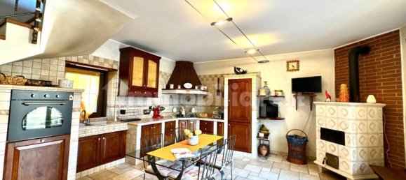 2 bedrooms House in Fagnano Olona, Italy No. 2342 4