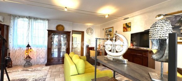 2 bedrooms House in Fagnano Olona, Italy No. 2342 16