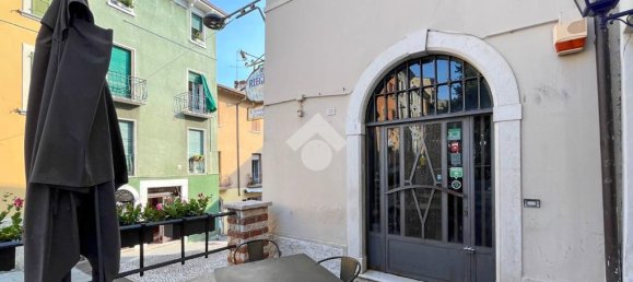 4-salle Propriété commerciale à Desenzano del Garda, Italy No. 143922 7