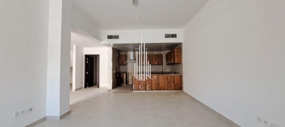 Вилла с 3 спальнями в Airport Road, ОАЭ № 39260 3