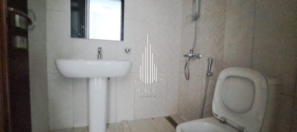 Вилла с 3 спальнями в Airport Road, ОАЭ № 39260 17