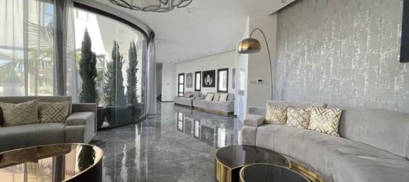 5 bedrooms Villa in Germasogeia, Cyprus No. 10555 9