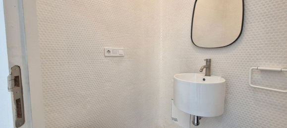 Apartamento de 3 dormitorios en Valencia, Spain No. 178623 18