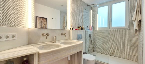 Apartamento de 3 dormitorios en Valencia, Spain No. 178623 25