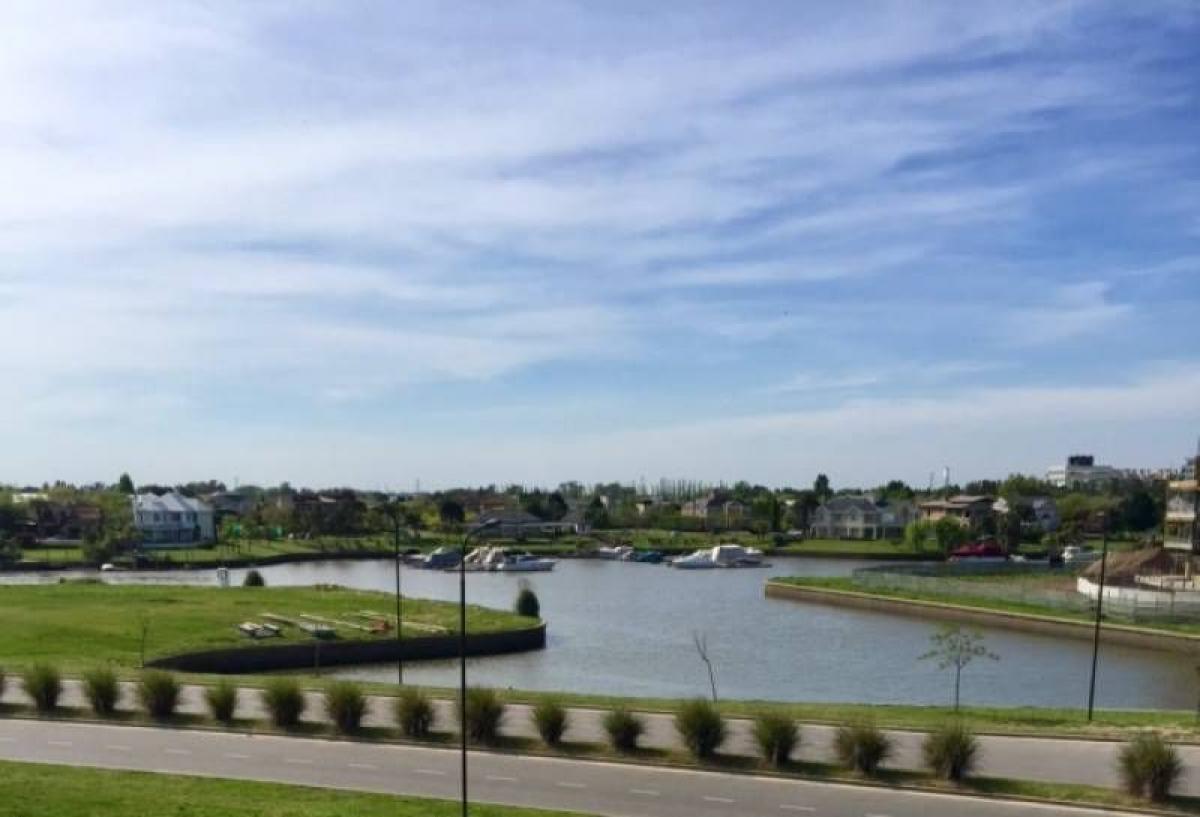 2 bedrooms Apartment in Tigre, Argentina No. 57600