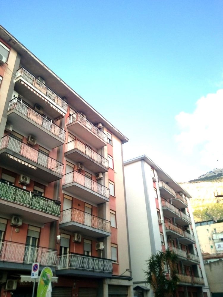 5-Zimmer Wohnung in Capaci, Italy, Nr. 46335