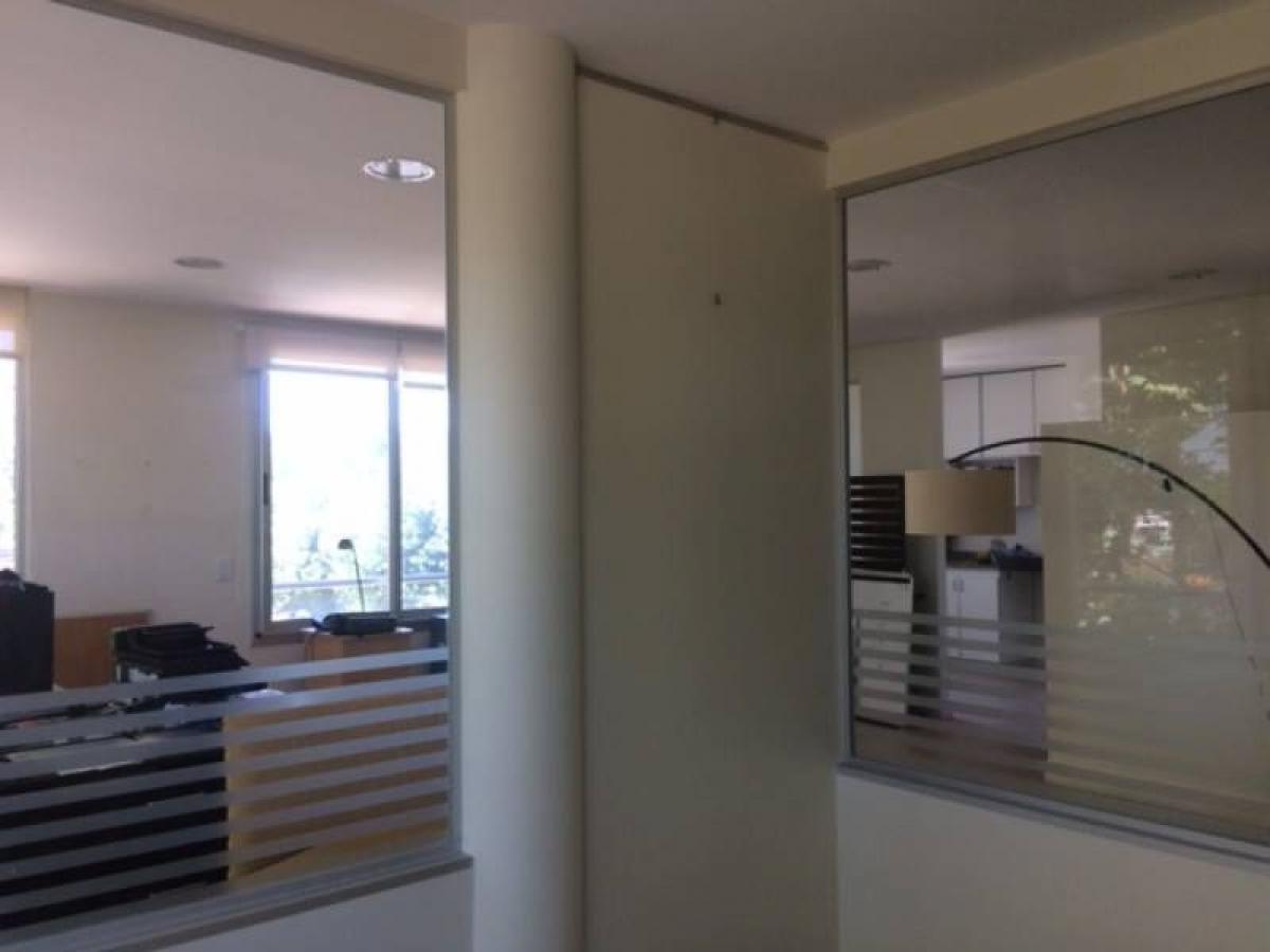 65m² Office in Tigre, Argentina No. 25222