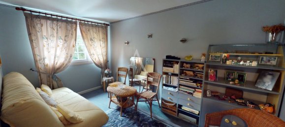 2 bedrooms House in Roissy-en-Brie, France No. 179330 10