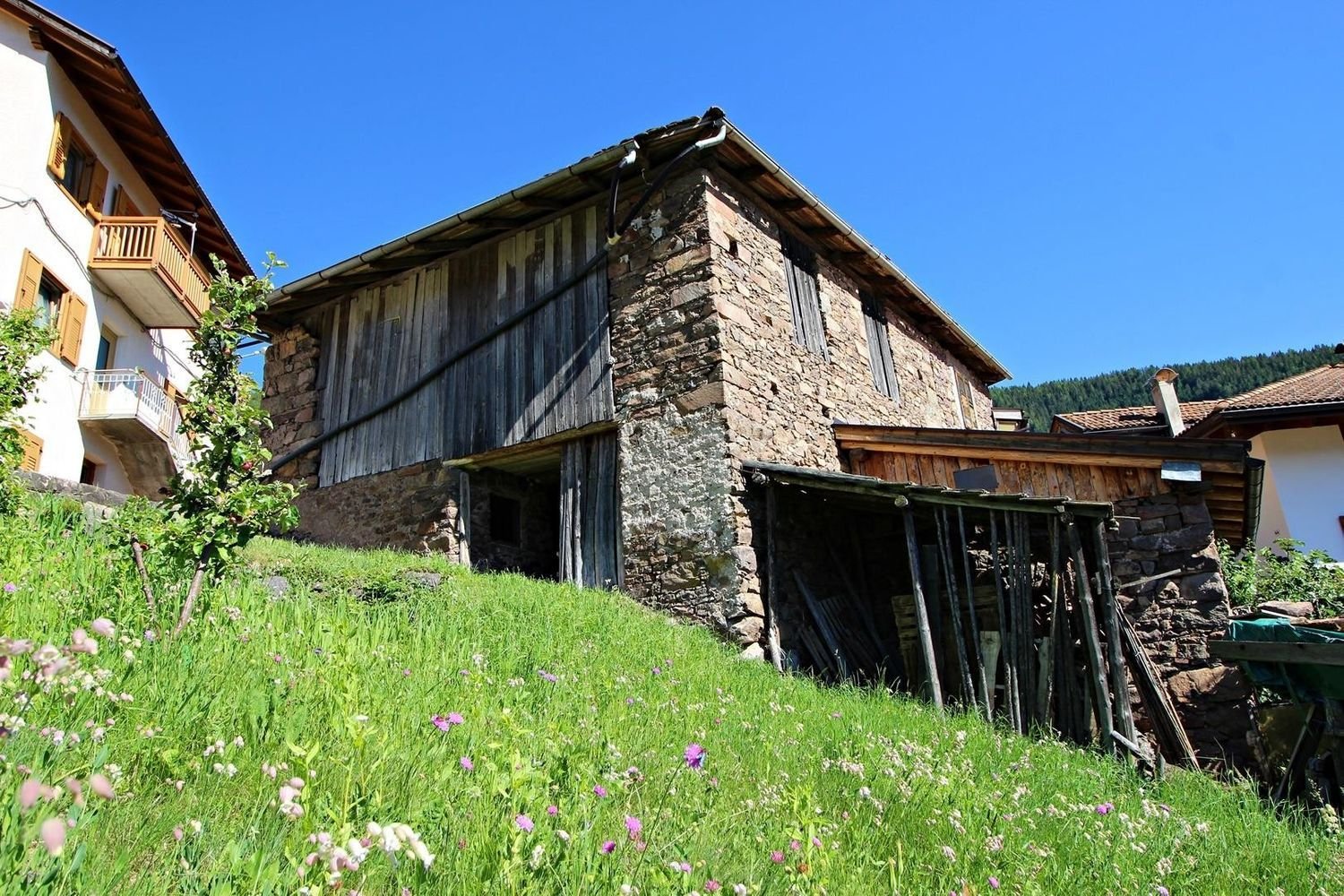 2-Zimmer Haus in Valfloriana, Italy, Nr. 74133