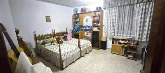 Дом с 5 спальнями в Бадахос, Испания № 159849 33