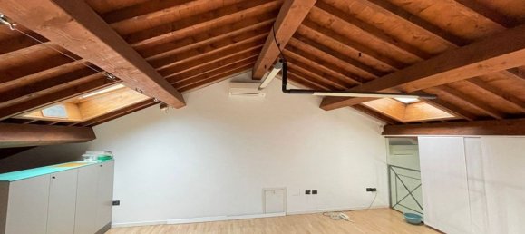 88m² Office in Piovene Rocchette, Italy No. 154090 3