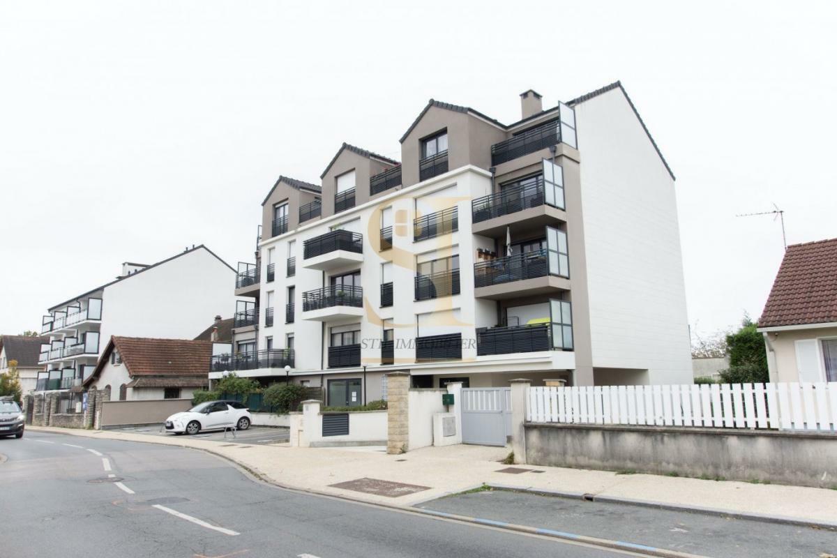 1 bedroom Apartment in Quincy-sous-Senart, France No. 299464