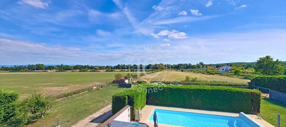 Дом с 5 спальнями в Сен-Ромен-ле-Пюи, Франция № 358552 2