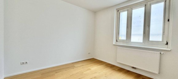 Квартира с 2 комнатами в Лизинг, Австрия № 216864 6