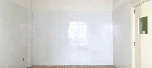 2 rooms Garage in Putignano, Italy No. 282554 10