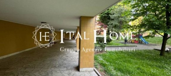 2 bedrooms Apartment in Milan, Italy No. 337941 2
