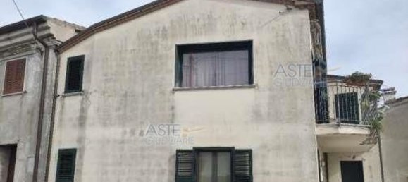 5 rooms Apartment in Saludecio, Italy No. 12130 10