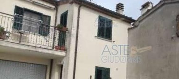 5 rooms Apartment in Saludecio, Italy No. 12130 11