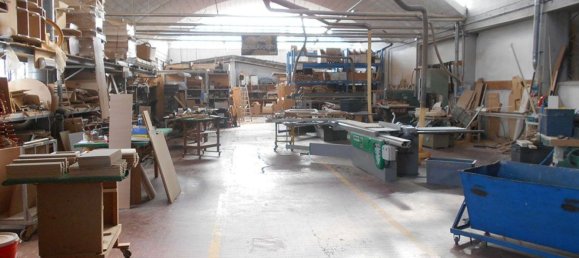 2376m² Warehouse in Poggibonsi, Italy No. 152715 20