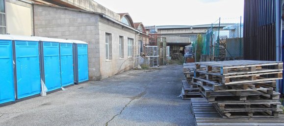 2376m² Warehouse in Poggibonsi, Italy No. 152715 12