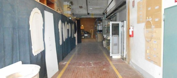 2376m² Warehouse in Poggibonsi, Italy No. 152715 15