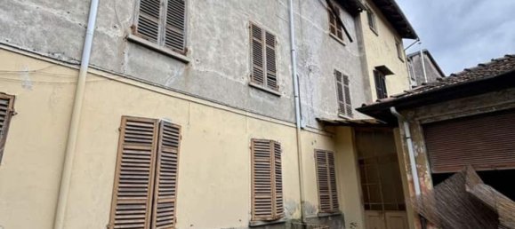 14 chambres Maison à Borgosesia, Italy No. 323363 2