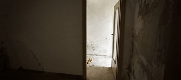 14 chambres Maison à Borgosesia, Italy No. 323363 9