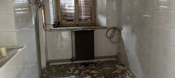 14 chambres Maison à Borgosesia, Italy No. 323363 17