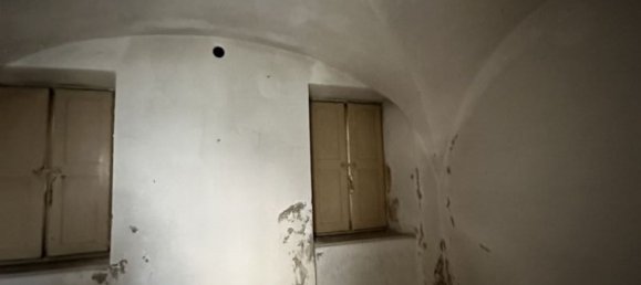 14 chambres Maison à Borgosesia, Italy No. 323363 8