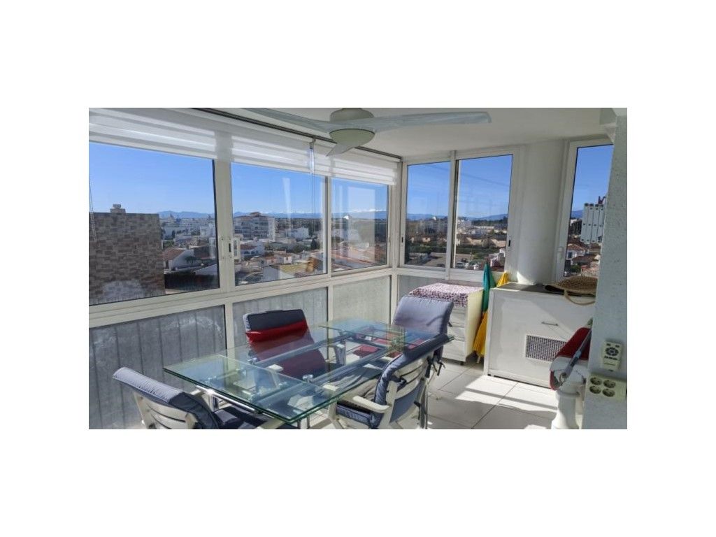 Квартира с 2 спальнями в Розы, Испания № 196254