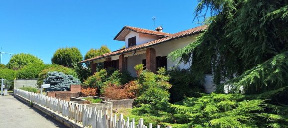 12-Zimmer Villa in Garlasco, Italy, Nr. 288512 7