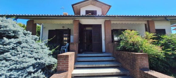 12-Zimmer Villa in Garlasco, Italy, Nr. 288512 3