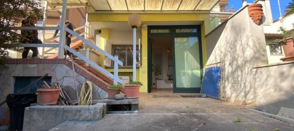 3 غرف نوم شقة في Fonte Nuova, Italy رقم 150204 26