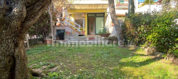 3 غرف نوم شقة في Fonte Nuova, Italy رقم 150204 28