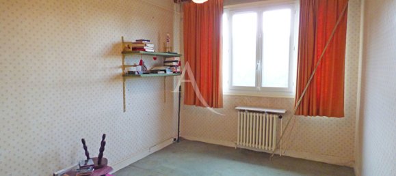 Casa de 3 dormitorios en Gagny, France No. 180151 13