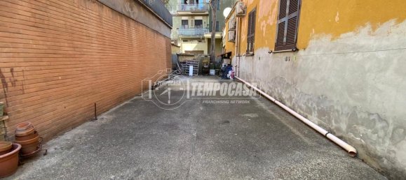 3 rooms Apartment in Rome, Italy No. 3085 21