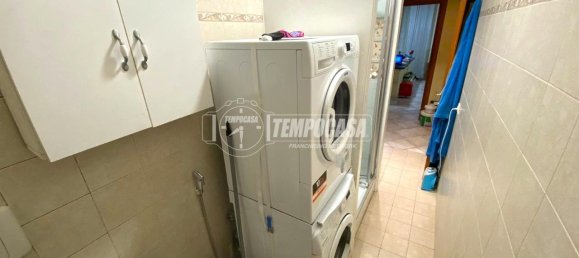 3 rooms Apartment in Rome, Italy No. 3085 3