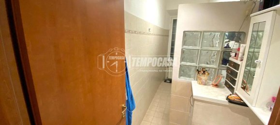 3 rooms Apartment in Rome, Italy No. 3085 17