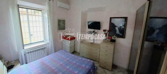 3 rooms Apartment in Rome, Italy No. 3085 6