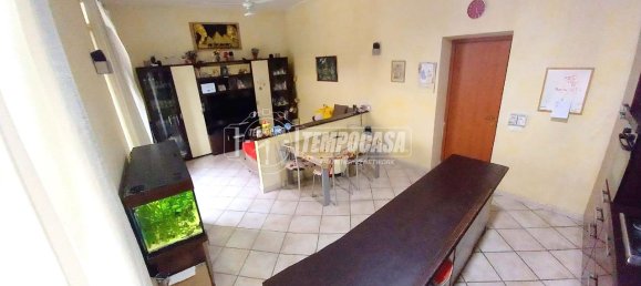 3 rooms Apartment in Rome, Italy No. 3085 9